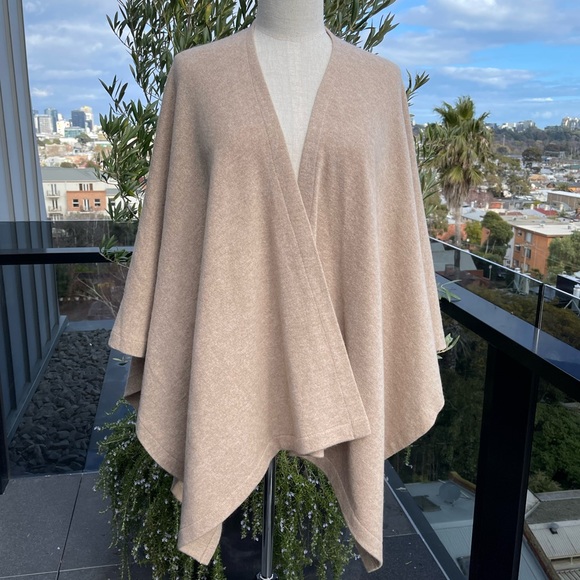 NEW! Soft Pure Cashmere Large Wrap - One Size - Camel - Picture 7 of 9